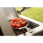 1000.56008_sizzle_platter_in_use_napoleon_grills_1